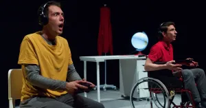 SONO SOLO NELLA STANZA ACCANTO - Immagine: 1