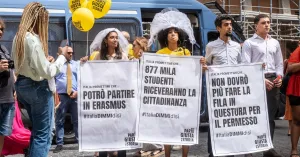 L'ITALIA È RELATIVA. FASE I. ESSERE O NON ESSERE ITALIANX - Immagine: 1