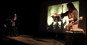 A scuola - OZZY: UN'AVVENTURA A TUTTO ROCK di delleAli Teatro - 12/14 anni - Immagine: 1