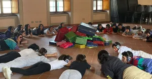 A scuola e A teatro | Varese, Spazio Yak - MI CHIEDI COS'È LA LIBERTÀ di Karakorum Teatro - 11/14 anni - Immagine: 3