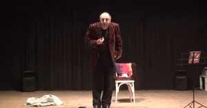 A scuola - DIVERSO? MA DA CHI? di Piccolo Teatro Pratico - 6/8 anni - Immagine: 1